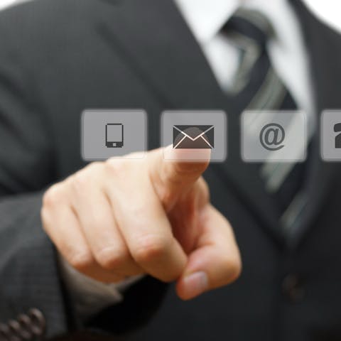 Point and Click – The Best Way to Send Flowers Internationally - Flora Queen