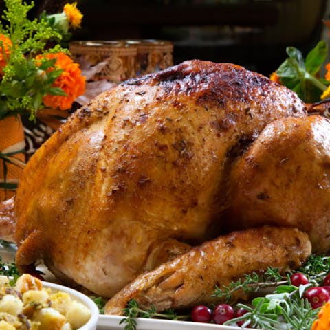 What Are The Perfect Bouquets For Your Thanksgiving Table? - Flora Queen