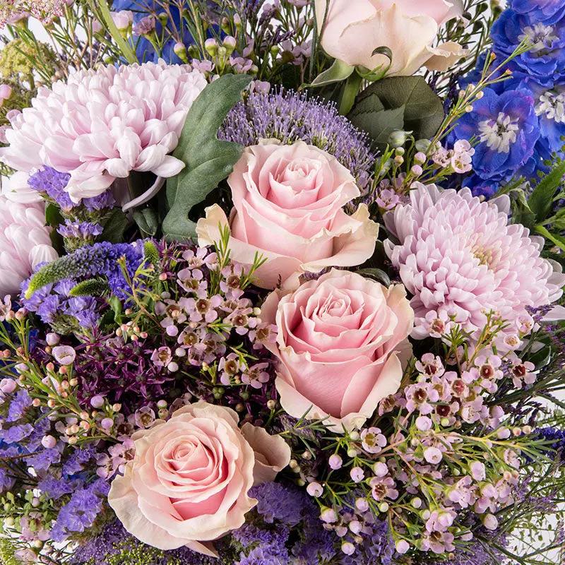 Lively Ocean Flora Queen